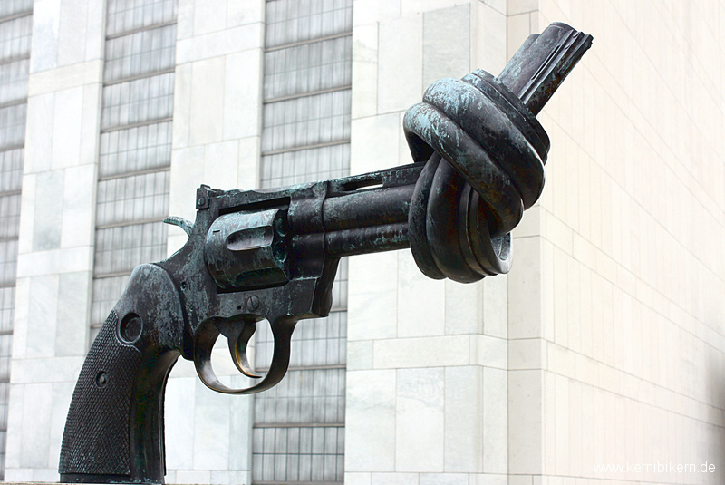 New York 2010-15: The Knotted Gun